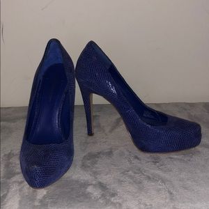BCBGeneration Blue Pumps